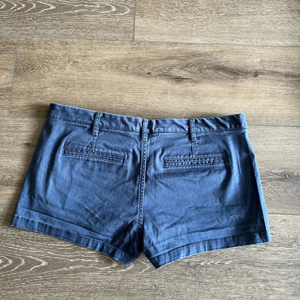 Express Low Rise Mini Shorts - Picture 2 of 3